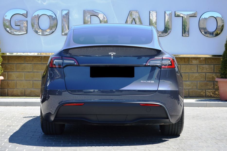 Продам Tesla Model Y Performance 2023 года в Одессе