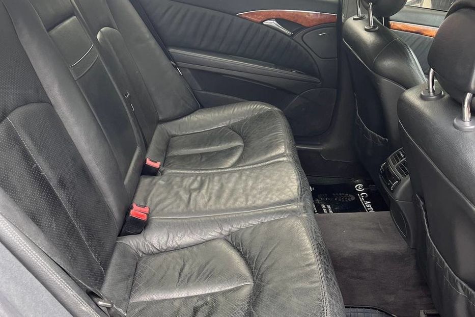 Продам Mercedes-Benz E-Class 2002 года в Черновцах