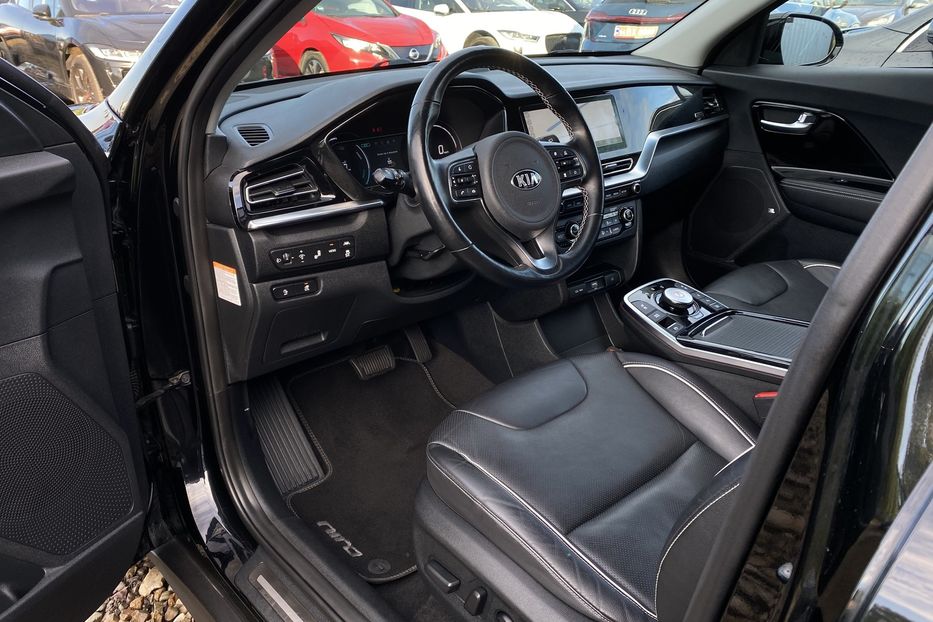 Продам Kia Niro 64kWhМакс.комплектаціяPrestige 2020 года в Львове
