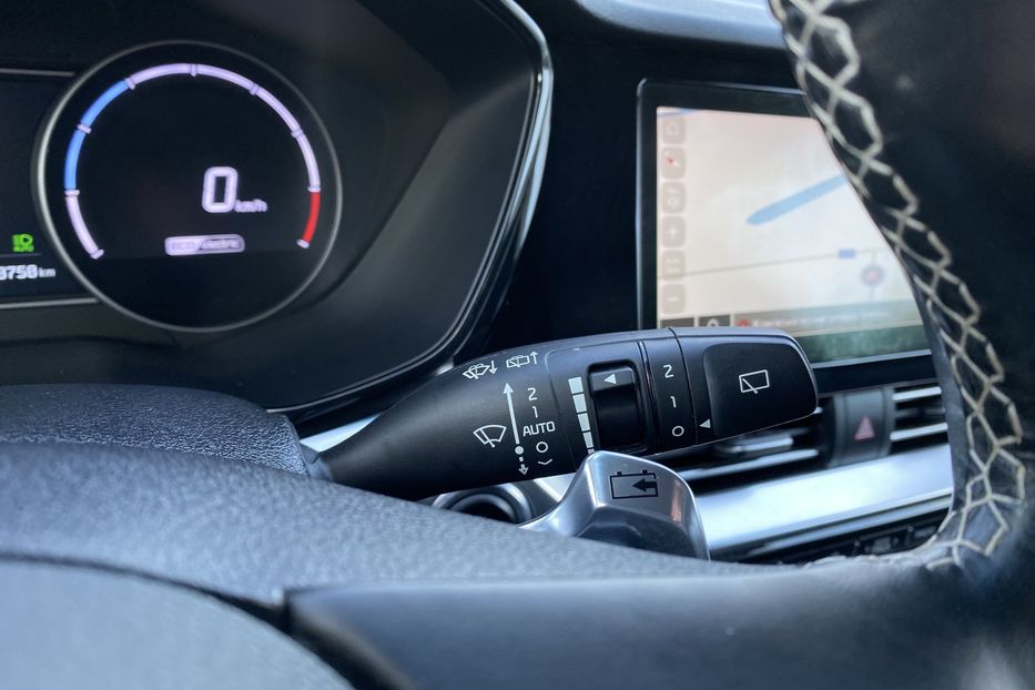 Продам Kia Niro 64kWhМакс.комплектаціяPrestige 2020 года в Львове