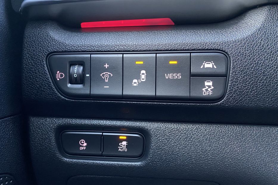 Продам Kia Niro 64kWhМакс.комплектаціяPrestige 2020 года в Львове