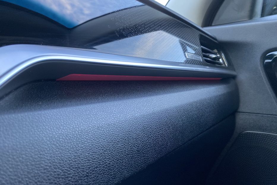 Продам Kia Niro 64kWhМакс.комплектаціяPrestige 2020 года в Львове