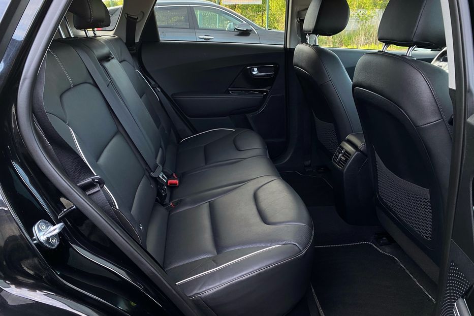 Продам Kia Niro 64kWhМакс.комплектаціяPrestige 2020 года в Львове