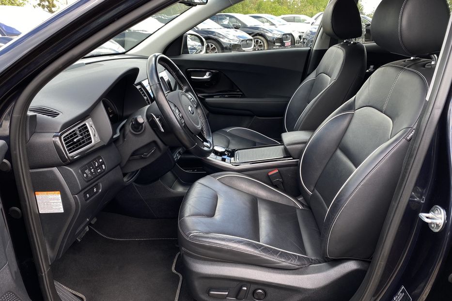 Продам Kia Niro 64kWhМакс.комплектаціяPrestige 2020 года в Львове