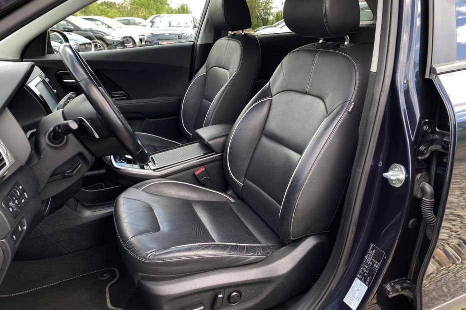 Продам Kia Niro 64kWhМакс.комплектаціяPrestige 2020 года в Львове