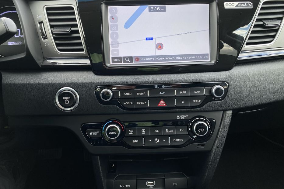 Продам Kia Niro 64kWhМакс.комплектаціяPrestige 2020 года в Львове