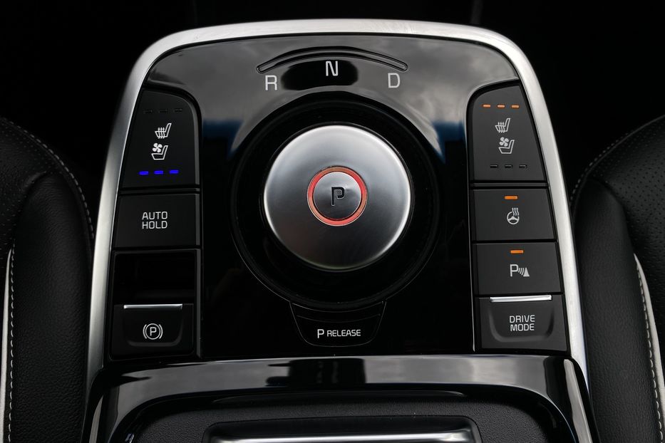 Продам Kia Niro 64kWhМакс.комплектаціяPrestige 2020 года в Львове