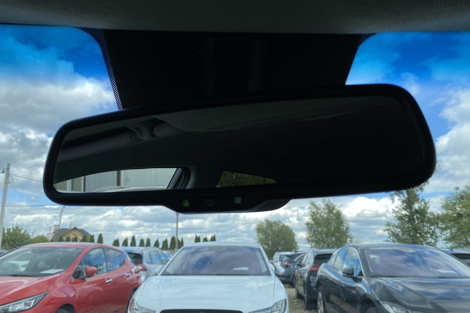 Продам Kia Niro 64kWhМакс.комплектаціяPrestige 2020 года в Львове