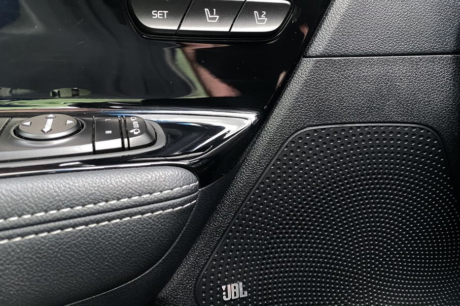Продам Kia Niro 64kWhМакс.комплектаціяPrestige 2020 года в Львове