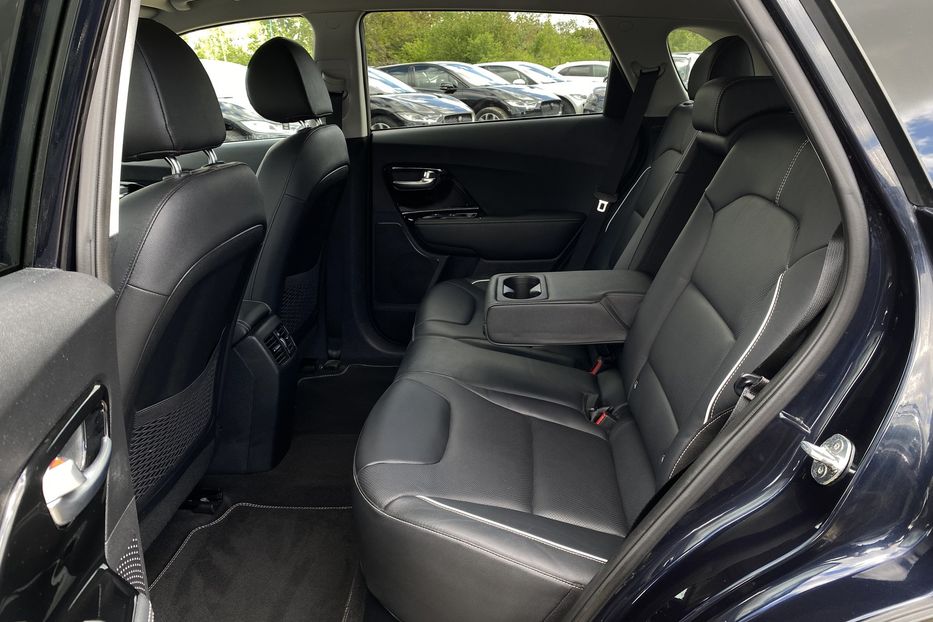 Продам Kia Niro 64kWhМакс.комплектаціяPrestige 2020 года в Львове