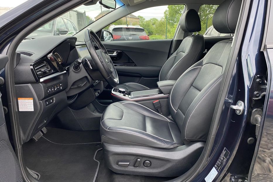 Продам Kia Niro 64kWhМакс.комплектаціяPrestige 2020 года в Львове