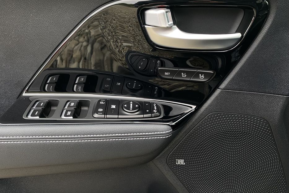 Продам Kia Niro 64kWhМакс.комплектаціяPrestige 2020 года в Львове