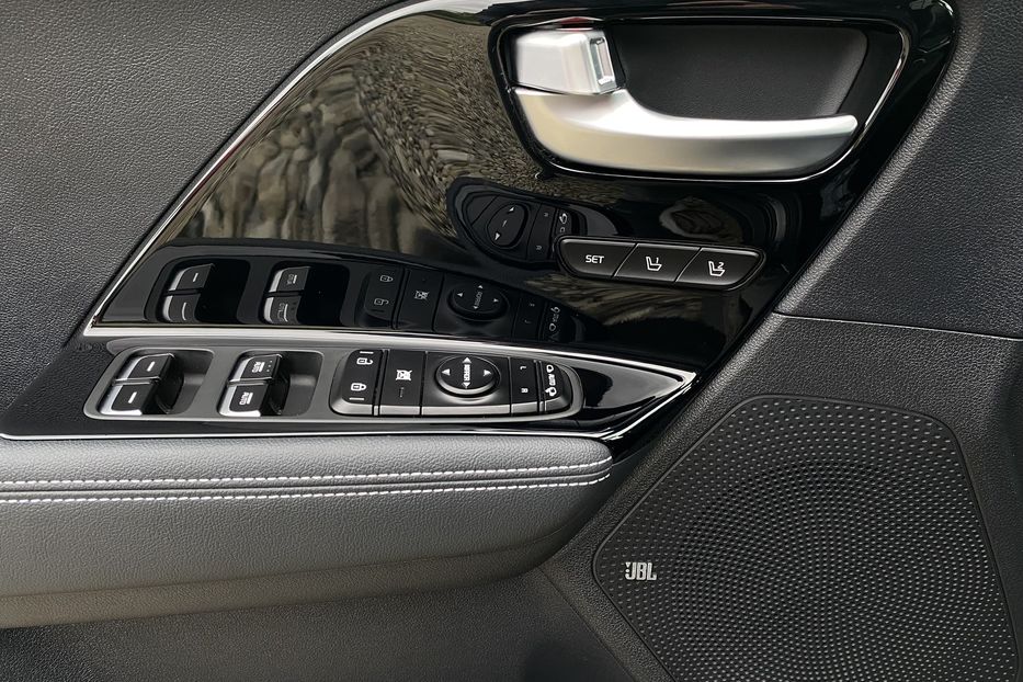 Продам Kia Niro 64kWhМакс.комплектаціяPrestige 2020 года в Львове