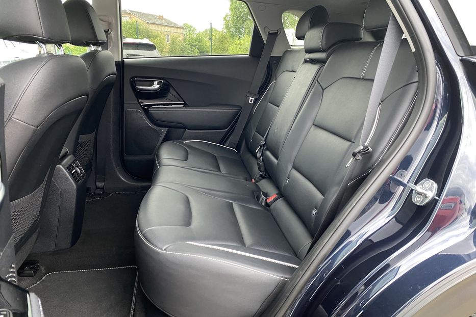 Продам Kia Niro 64kWhМакс.комплектаціяPrestige 2020 года в Львове