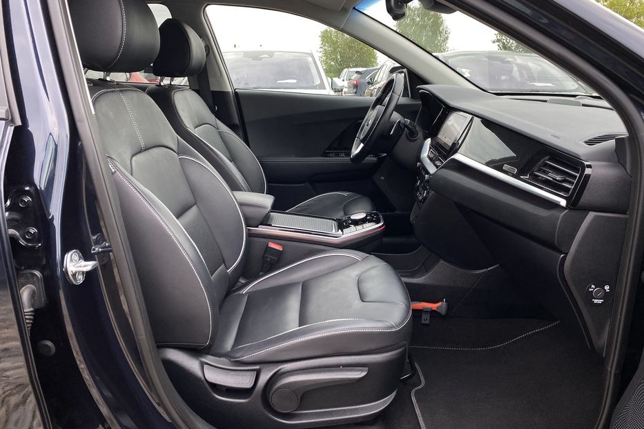 Продам Kia Niro 64kWhМакс.комплектаціяPrestige 2020 года в Львове