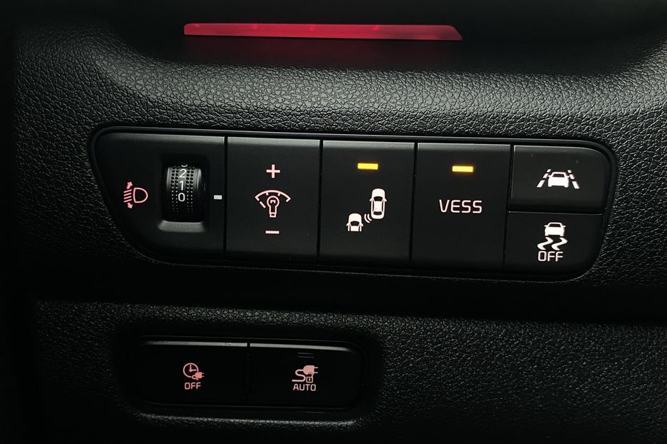 Продам Kia Niro 64kWhМакс.комплектаціяPrestige 2020 года в Львове