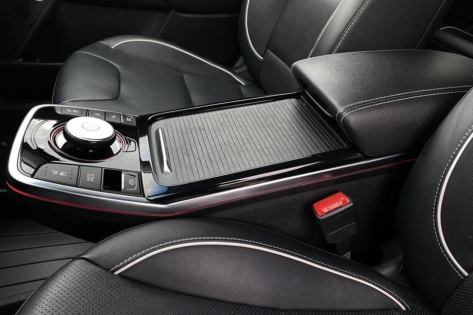 Продам Kia Niro 64kWhМакс.комплектаціяPrestige 2020 года в Львове