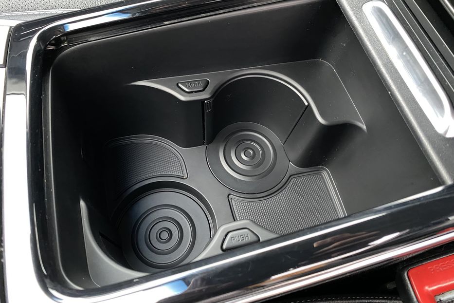 Продам Kia Niro 64kWhМакс.комплектаціяPrestige 2020 года в Львове