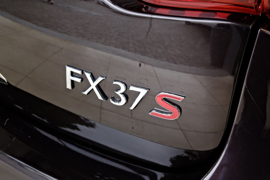 Продам Infiniti FX 37S 2011 года в Одессе