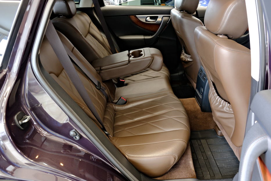 Продам Infiniti FX 37S 2011 года в Одессе