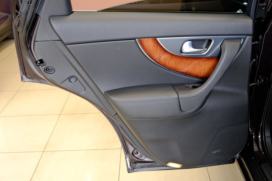 Продам Infiniti FX 37S 2011 года в Одессе