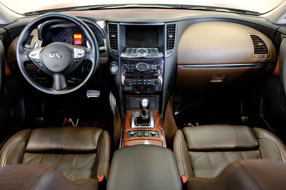 Продам Infiniti FX 37S 2011 года в Одессе