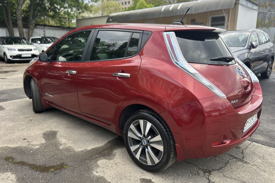 Продам Nissan Leaf SV Bose 360 cam 2013 года в Одессе