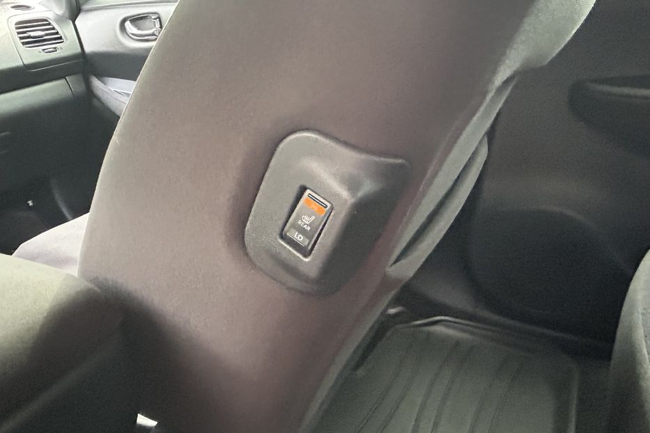 Продам Nissan Leaf SV Bose 360 cam 2013 года в Одессе
