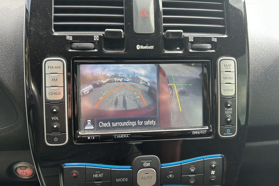 Продам Nissan Leaf SV Bose 360 cam 2013 года в Одессе