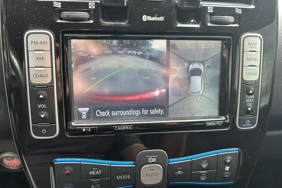 Продам Nissan Leaf SV Bose 360 cam 2013 года в Одессе