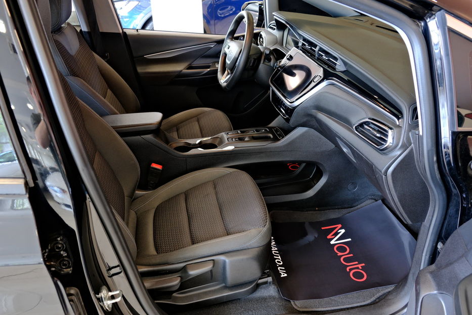 Продам Chevrolet Bolt EV 2024 года в Одессе
