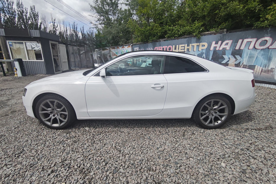 Продам Audi A5 2011 года в Киеве