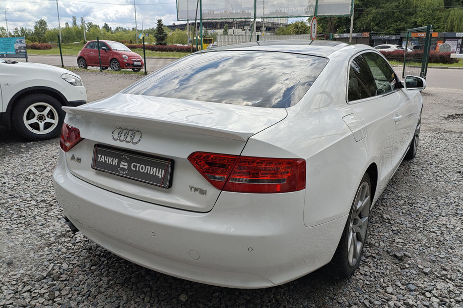 Продам Audi A5 2011 года в Киеве