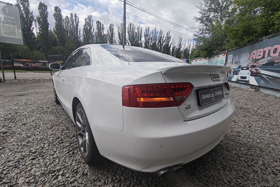 Продам Audi A5 2011 года в Киеве