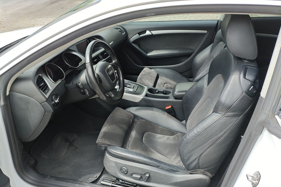 Продам Audi A5 2011 года в Киеве