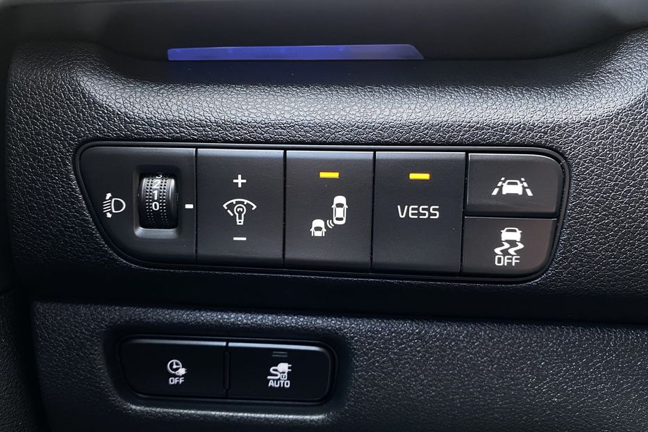 Продам Kia Niro 64kWhМакс.комплектаціяPrestige 2021 года в Львове