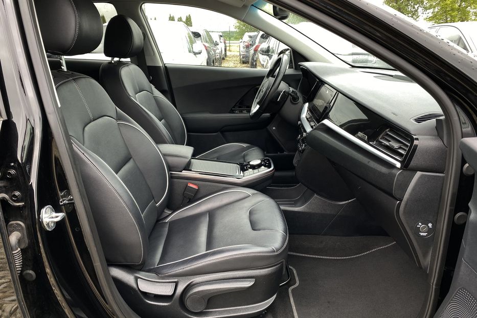Продам Kia Niro 64kWhМакс.комплектаціяPrestige 2021 года в Львове