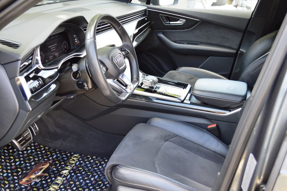 Продам Audi Q7 Sline 2020 года в Одессе