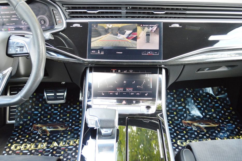 Продам Audi Q7 Sline 2020 года в Одессе