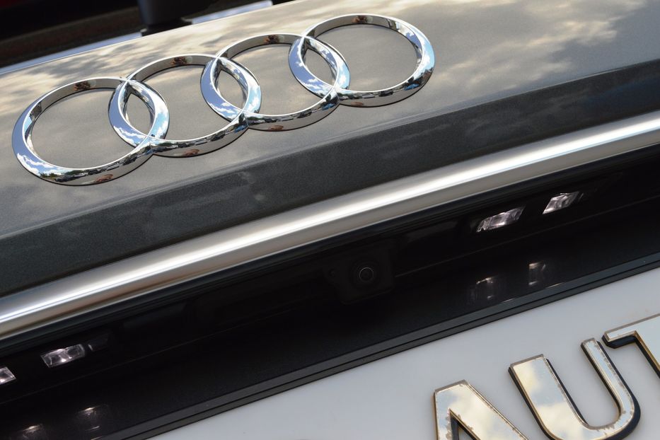 Продам Audi Q7 Sline 2020 года в Одессе