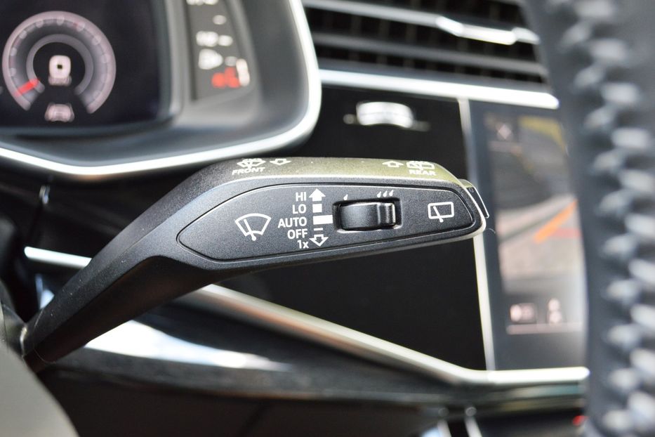 Продам Audi Q7 Sline 2020 года в Одессе