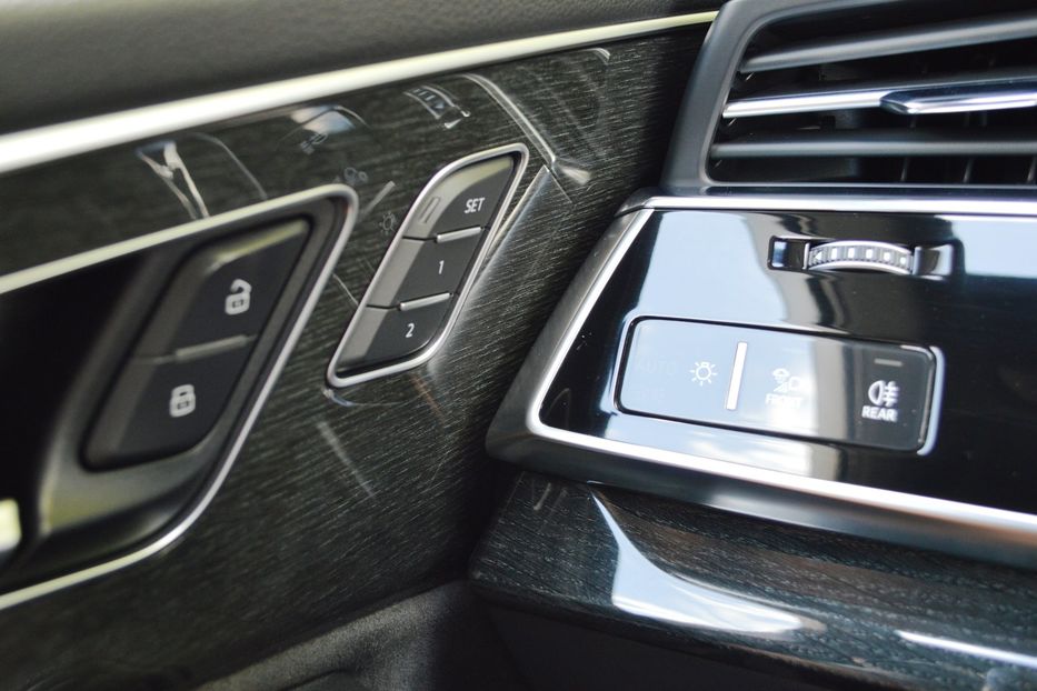 Продам Audi Q7 Sline 2020 года в Одессе
