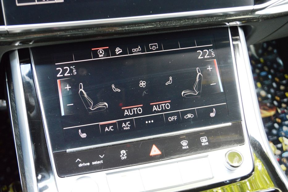 Продам Audi Q7 Sline 2020 года в Одессе