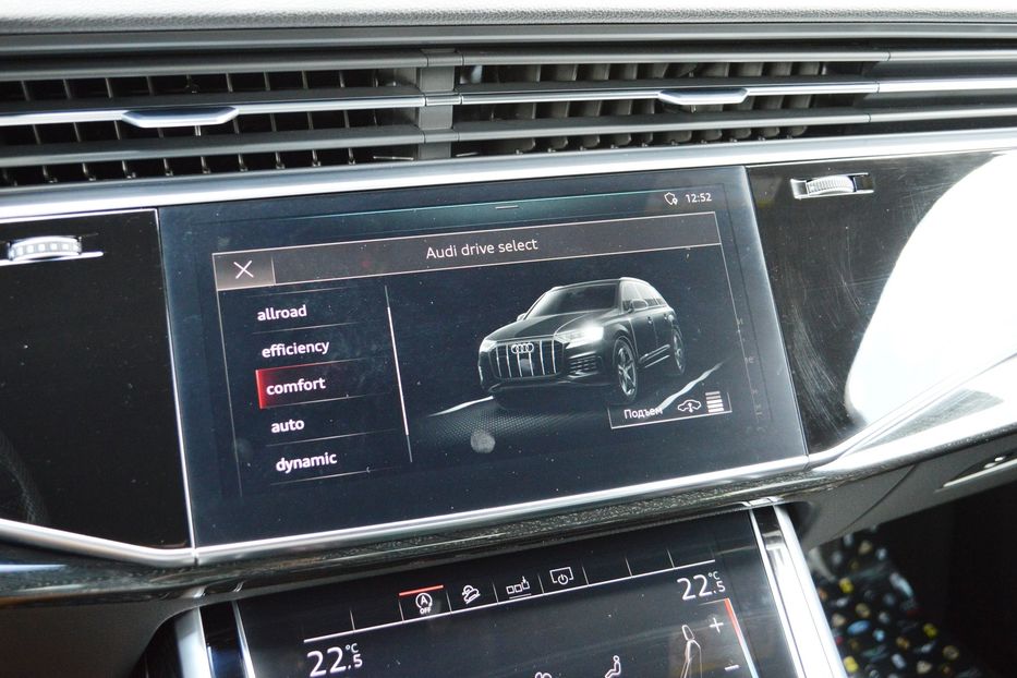 Продам Audi Q7 Sline 2020 года в Одессе