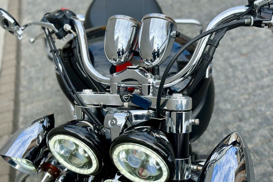 Продам Triumph Rocket III Roadster 2016 года в Киеве
