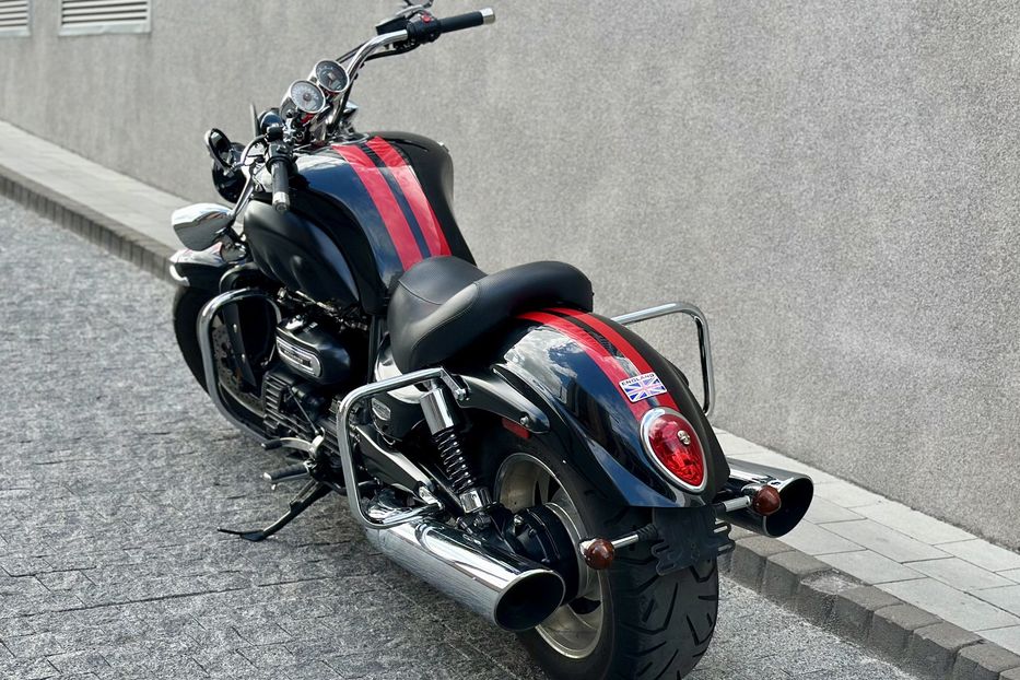 Продам Triumph Rocket III Roadster 2016 года в Киеве