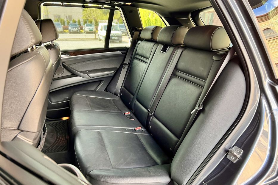 Продам BMW X5 35d 2012 года в Луцке