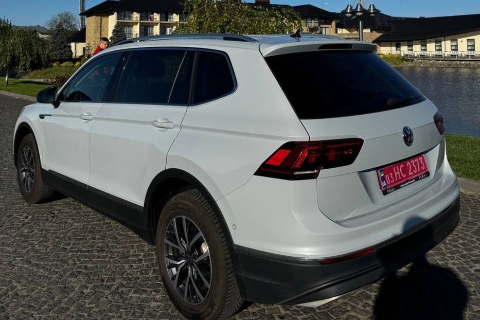 Продам Volkswagen Tiguan 2.0TDI Макс.комплектація 2019 года в Львове