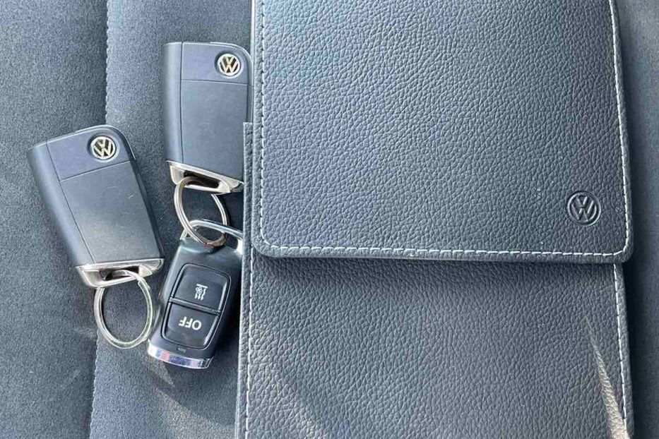 Продам Volkswagen Tiguan 2.0TDI Макс.комплектація 2019 года в Львове