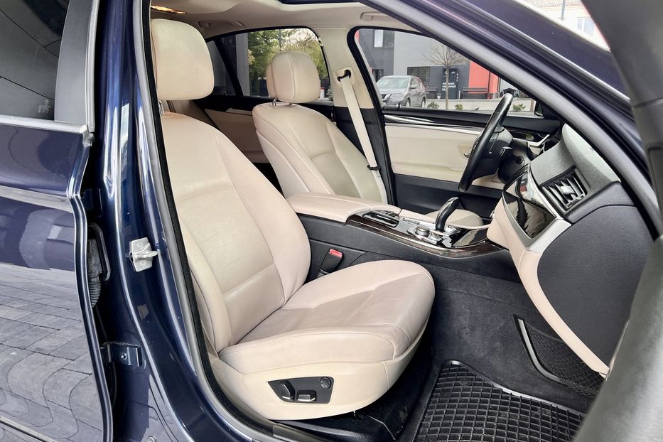 Продам BMW 528 xdrive 2012 года в Луцке